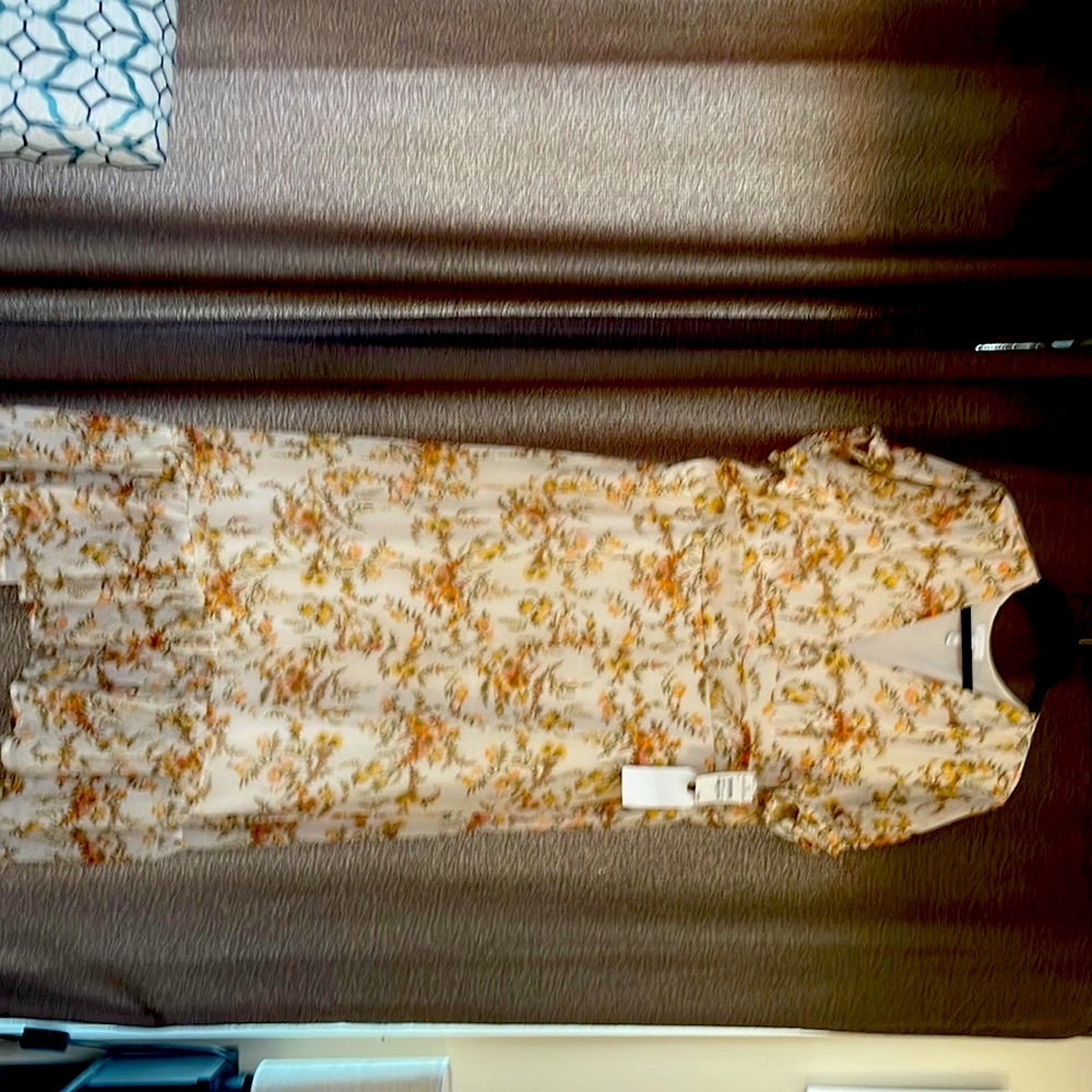 Leith Pink Soft Victoria Floral dress. Size 3X I think is equivalent to size 20